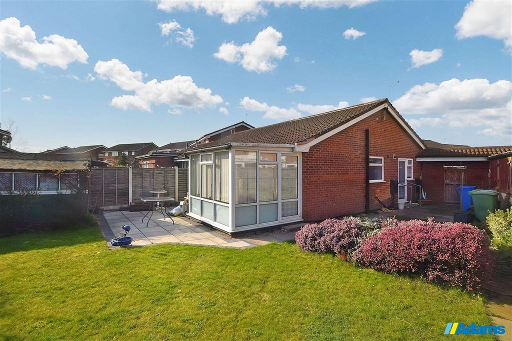 Redbourne Drive, Widnes 1 bed semidetached bungalow for sale £160,000