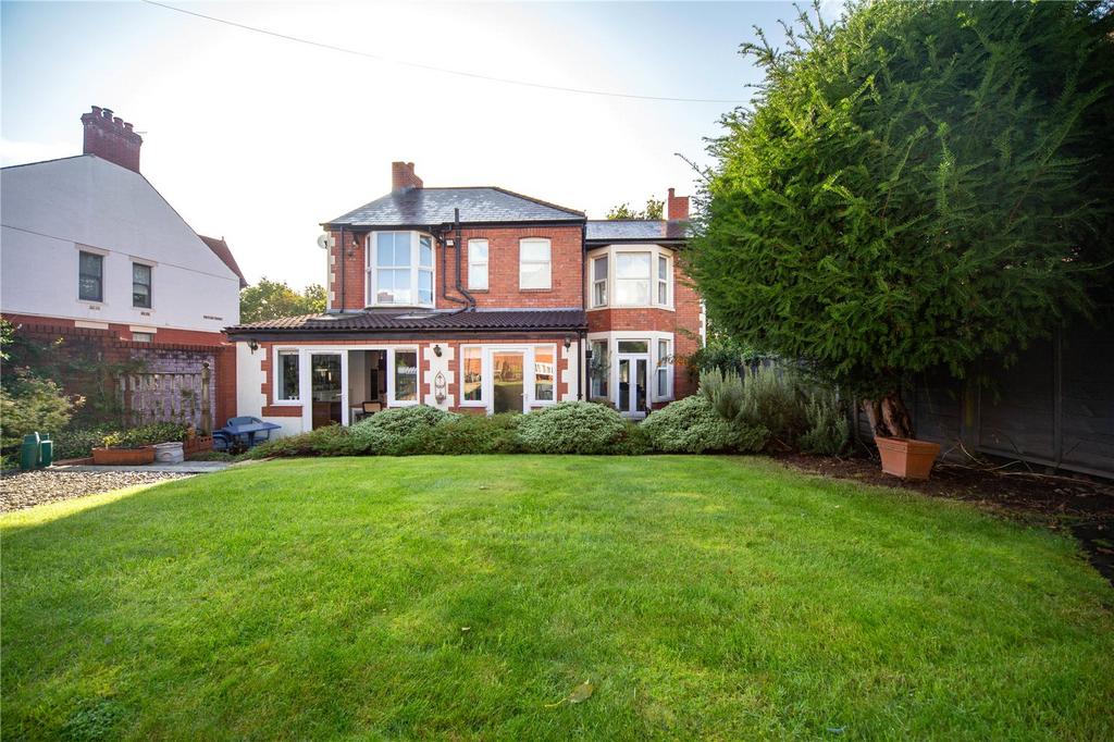 Llwyn Y Grant Road, Penylan, Cardiff, CF23 4 bed detached house £695,000