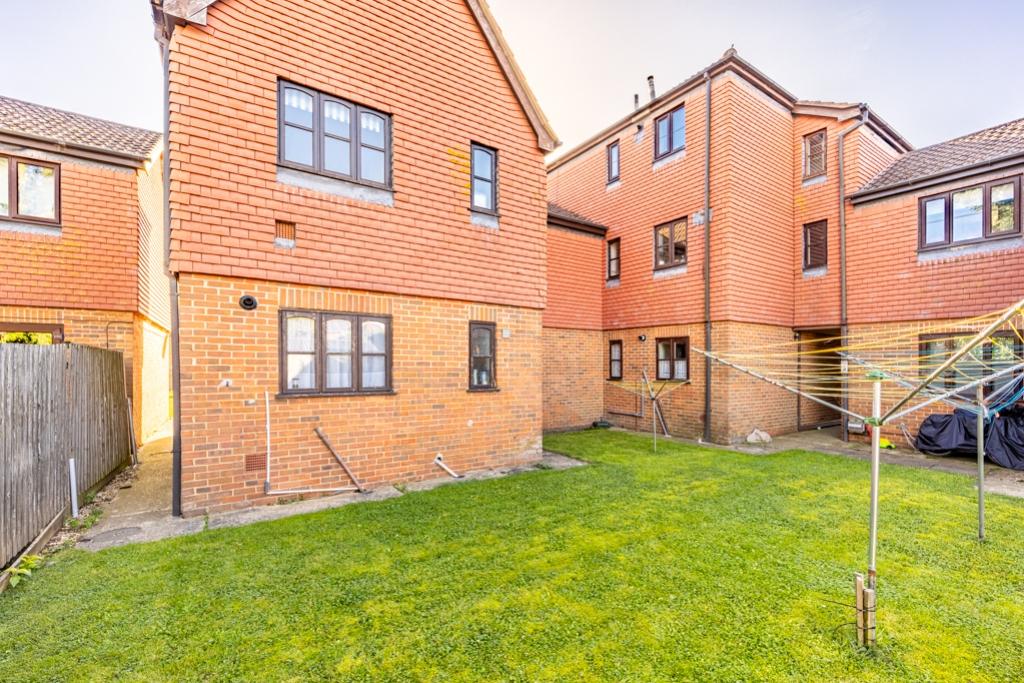21 Pearl Court (Holbeach)-4
