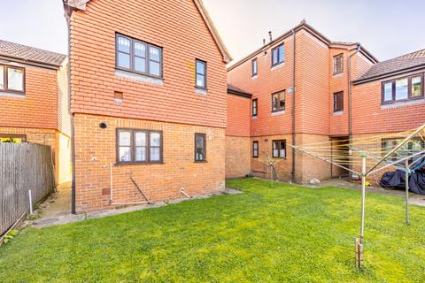 1 bedroom apartment for sale - Pearl Court, Holbeach, Spalding, Lincolnshire, PE12