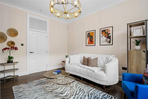 3 bedroom apartment to rent, Ridgmount Gardens, London, WC1E