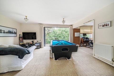 2 bedroom flat for sale - River Grove Park, Beckenham