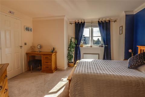 Flat 3, Kildare House, 6 Nightingale Crescent, Harold Wood, Romford, RM3 0GT