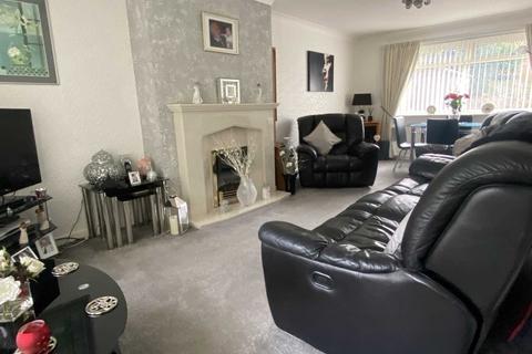 3 bedroom semi-detached house for sale, Wetherby Drive, Royton