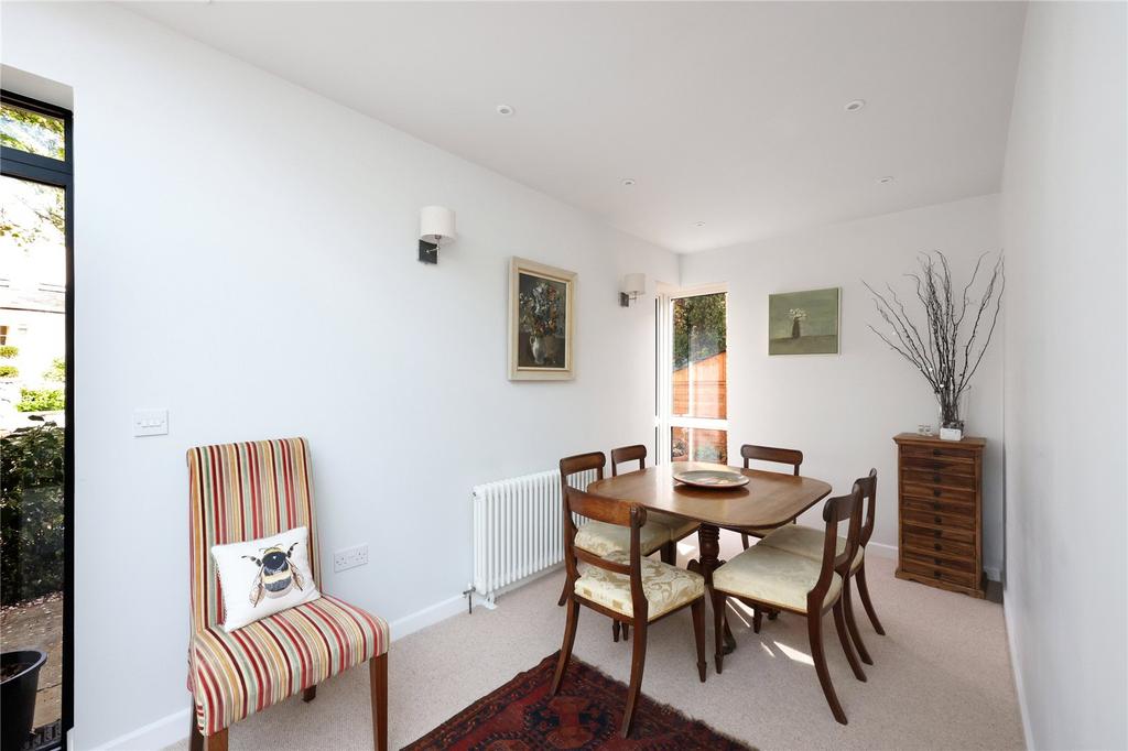 Annexe Dining
