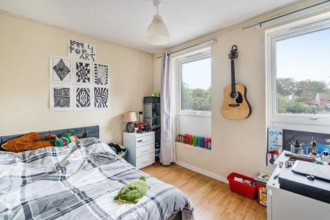 10 Ellendune, Wroughton, Swindon, SN4 9LN