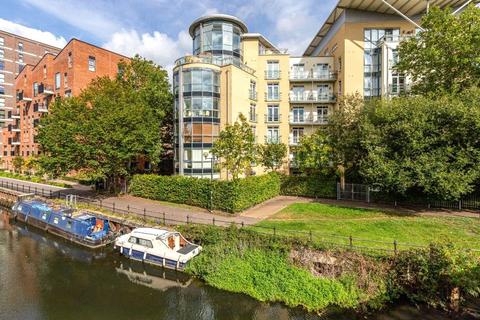 2 bedroom apartment for sale, The Meridian, Kenavon Drive, Reading, Berkshire, RG1