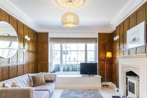 1 bedroom flat to rent, Brompton Square, London SW3