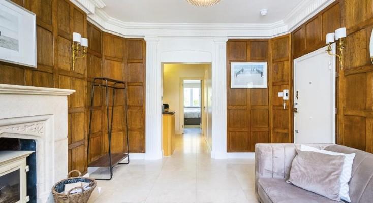 Reception room