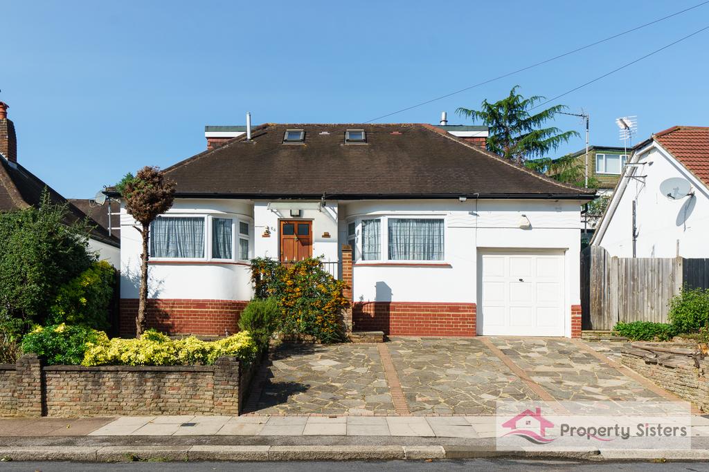 Highview Gardens, Edgware, HA8 3 bed bungalow for sale £825,000