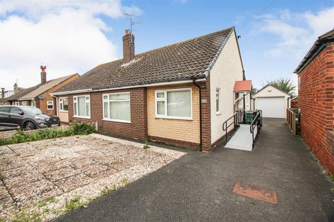 2 bedroom semi-detached bungalow for sale - The Dale, Abergele, Conwy, LL22 7DS