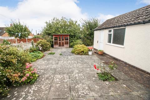 2 bedroom semi-detached bungalow for sale - The Dale, Abergele, Conwy, LL22 7DS