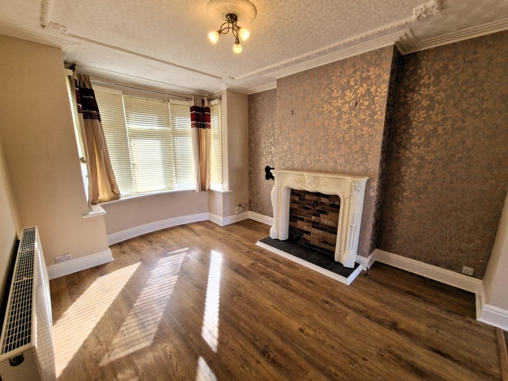 Thames Road, Redcar, TS10 3 bed house £825 pcm (£190 pw)