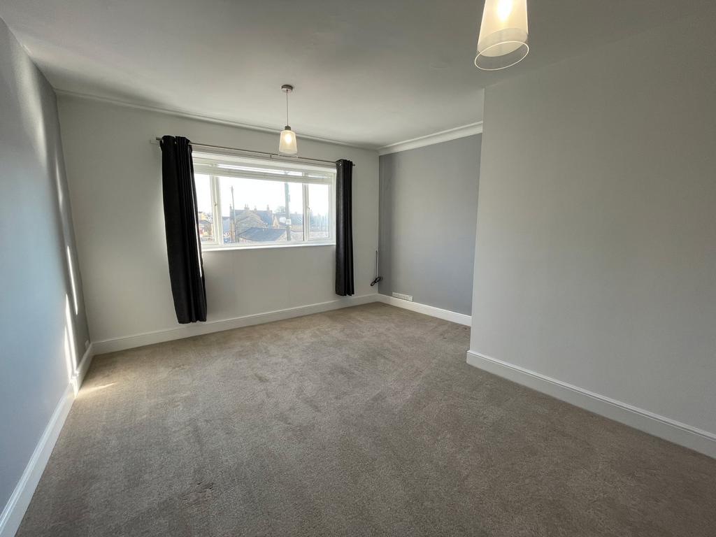 Market Place, Wetherby, West... 2 bed apartment to rent £795 pcm (£183 pw)