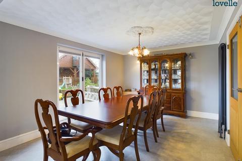 4 bedroom detached house for sale, Homeleigh Court, Market Rasen, LN8