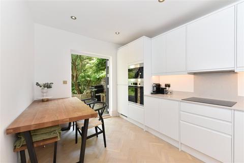 3 bedroom apartment for sale - King Henrys Road, Primrose Hill, London, NW3