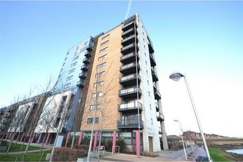 2 bedroom flat to rent, Lady Isle House, Cardiff Bay, Cardiff