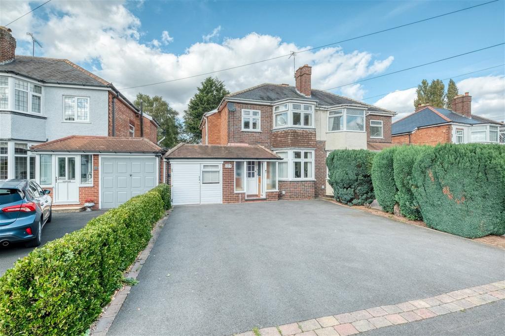Ulleries Road, Solihull, B92 8DX 3 bed semidetached house for sale £