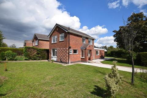 4 bedroom detached house for sale, Cheriton Drive, Ravenshead, Nottingham, NG15