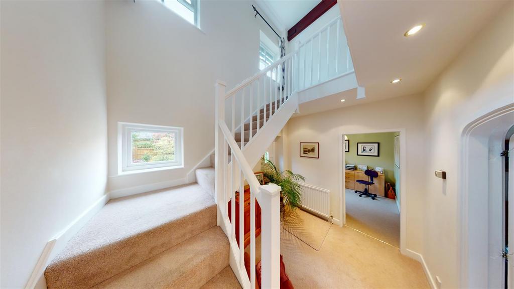 Main-St-Oxton-Southw