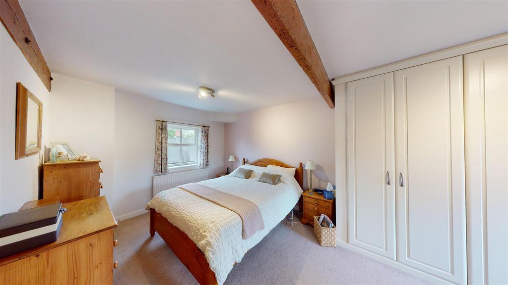 Main-St-Oxton-Southw