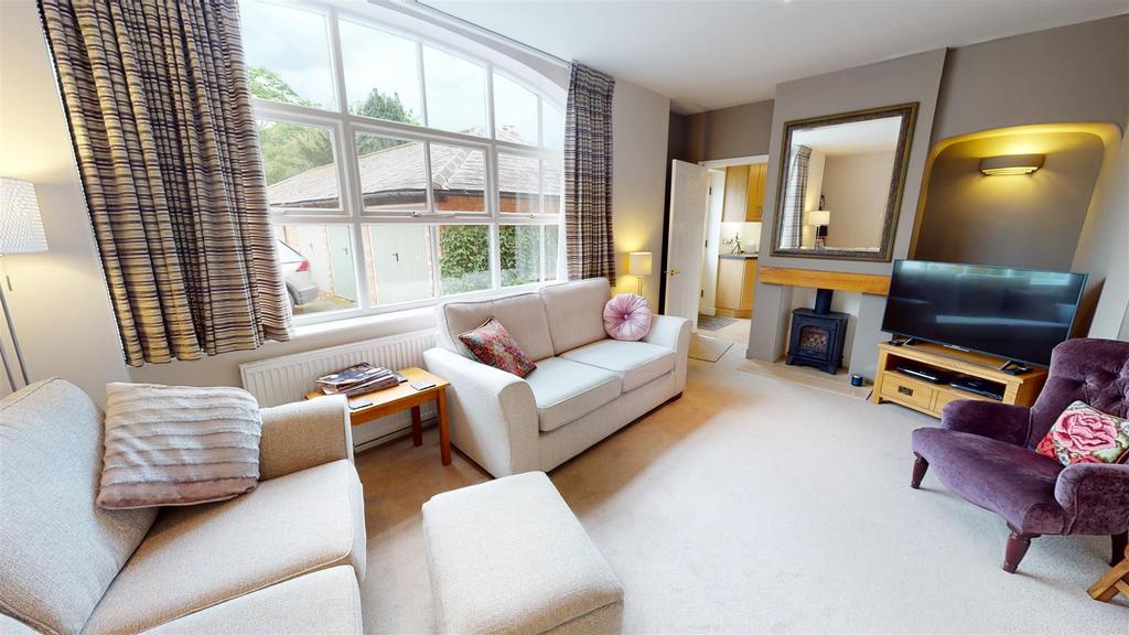 Main-St-Oxton-Southw