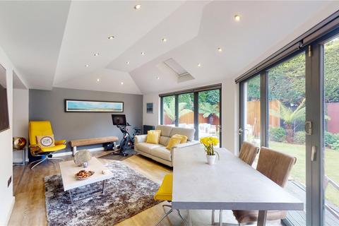 12 Longmead Drive, Fiskerton, Southwell, NG25 0UP