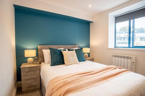 2 bedroom flat to rent - Victoria Parade, Torquay TQ1