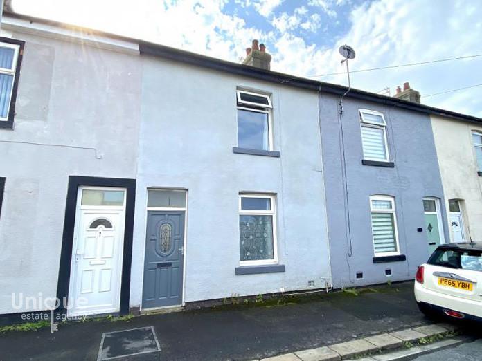 Ormerod Street, ThorntonCleveleys, FY5 2 bed terraced house for sale