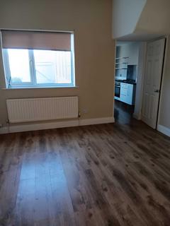 2 bedroom terraced house to rent, Osborne Road, Hartlepool