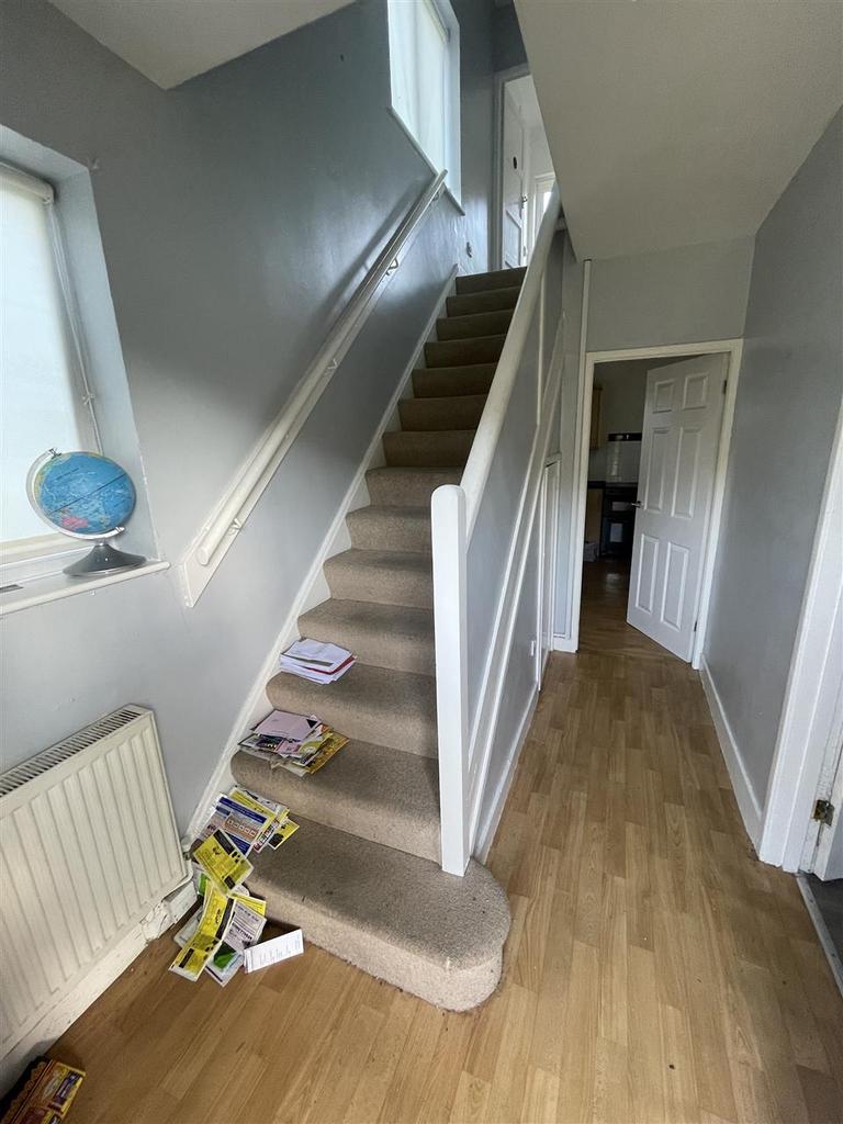 Morris Crescent, Boldon Colliery 3 bed semidetached house for sale £
