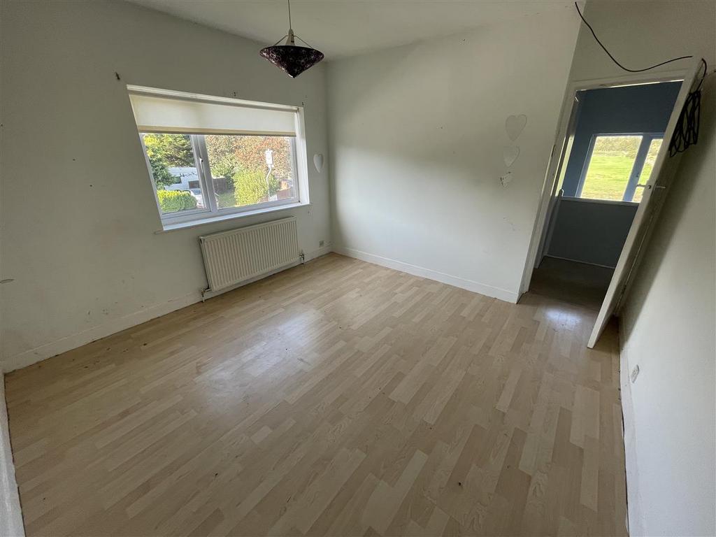 Bedroom no. 1