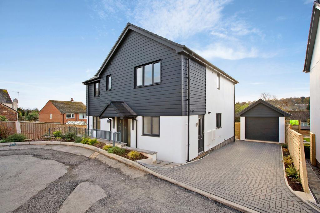 Dawlish, Devon 4 bed detached house for sale £525,000