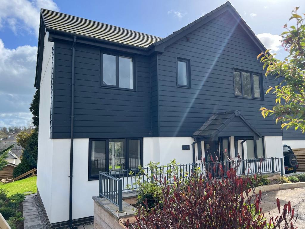 Dawlish, Devon 4 bed detached house for sale £495,000