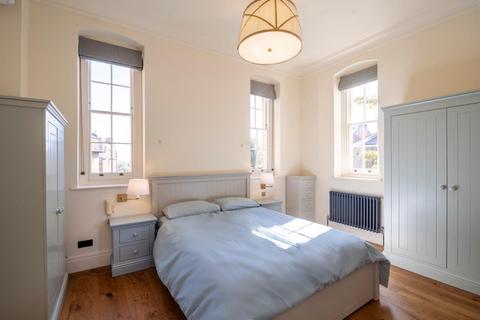 2 bedroom apartment for sale, Upper Hampstead Walk, Hampstead, London, NW3