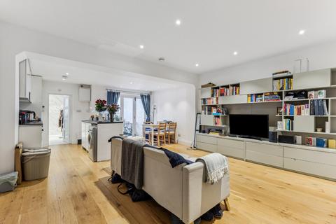 4 bedroom terraced house for sale, Overstone Road, London