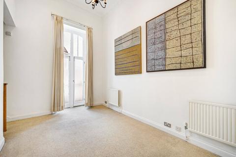 2 bedroom flat to rent - Sun House, Chelsea Embankment, London
