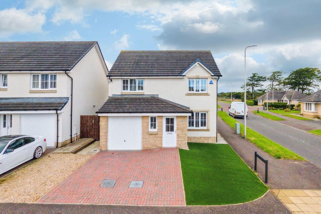 West Cults Court, Whitburn, West... 3 bed detached house £260,000