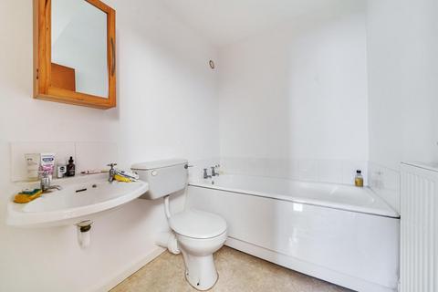 1 bedroom flat for sale, Clarence Avenue, Clapham