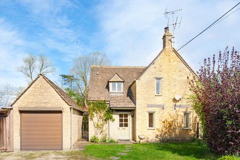 3 bedroom detached house for sale, Horcott Road, Fairford, Gloucestershire, GL7