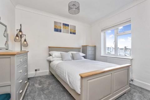 2 bedroom maisonette to rent - St Georges Road, Brighton