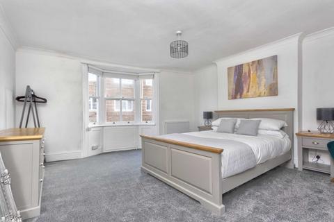 2 bedroom maisonette to rent, St Georges Road, Brighton