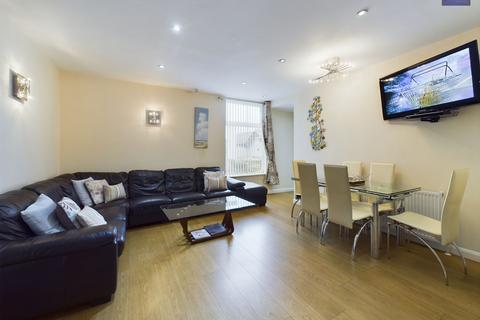 7 bedroom property for sale - Coast Holiday Apartments, Empress Drive, Blackpool, FY2