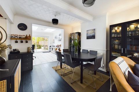 39 Podsmead Road, Gloucester, GL1 5PB