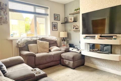 15 Lees Street, Oldham, OL8 2TQ