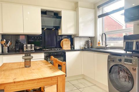 15 Lees Street, Oldham, OL8 2TQ
