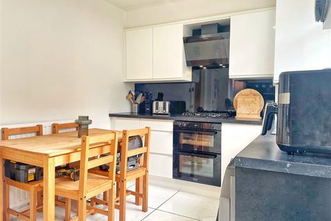 15 Lees Street, Oldham, OL8 2TQ