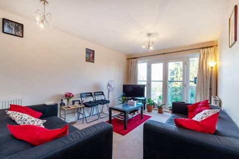 2 bedroom flat for sale, Kendra Hall Road, Croydon, South Croydon, CR2