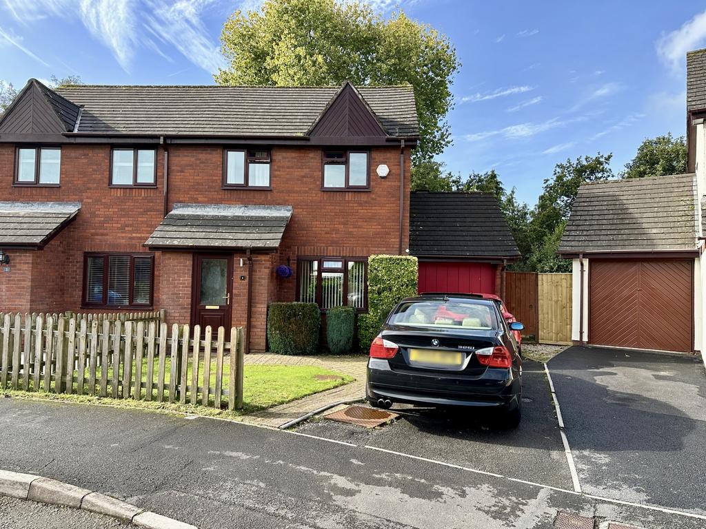 Daws Meadow, Kingsteignton 3 bed semidetached house for sale £299,950