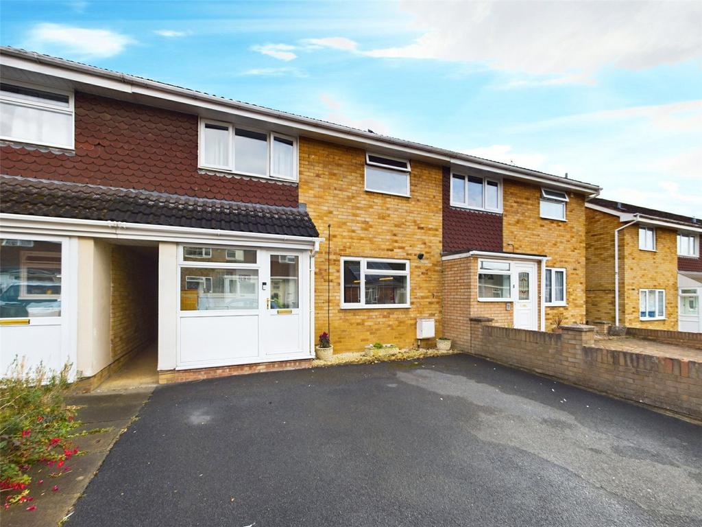 Ladysmith Road, Cheltenham, Gloucestershire, GL52 3 bed terraced house